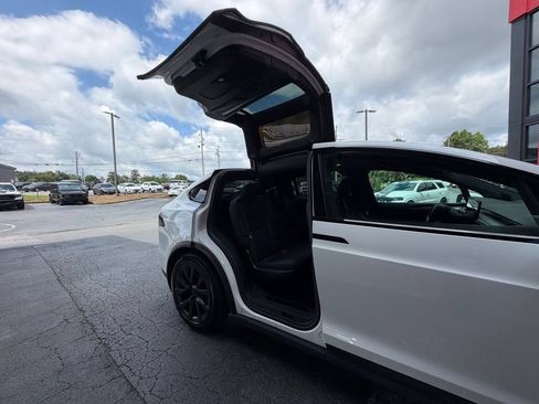 Used 2023 Tesla Model X AWD/4WD image 29