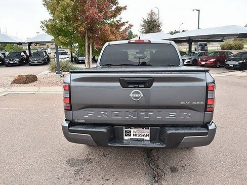 Certified 2023 Nissan Frontier SV image 8