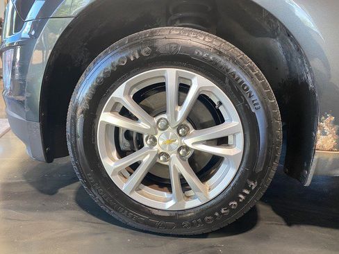 Used 2017 Chevrolet Equinox LT w/ Convenience Package AWD/4WD image 12