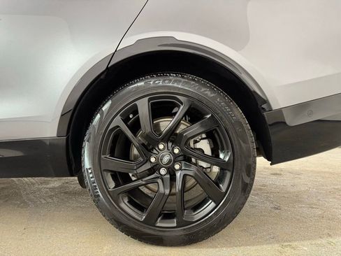 Used 2021 Land Rover Discovery S R-Dynamic image 35