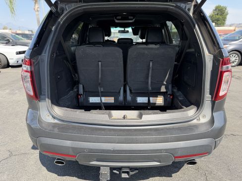 Used 2015 Ford Explorer XLT w/ Equipment Group 202A FWD image 8