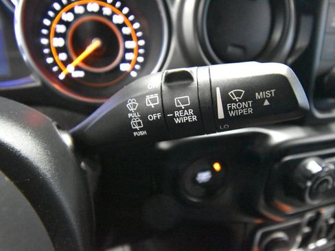 Used 2019 Jeep Wrangler Unlimited Sport S image 11