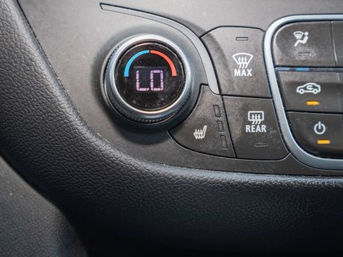 Used 2019 Chevrolet Equinox LT FWD image 20