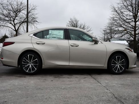 New 2025 Lexus ES 350 w/ Premium Package image 8