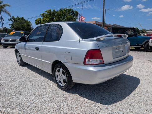 Used 2002 Hyundai Accent GS FWD image 7