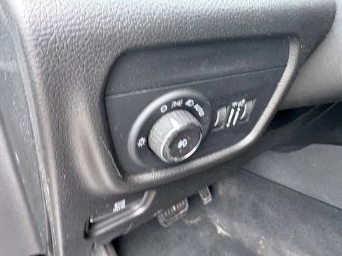 Used 2024 Jeep Grand Cherokee L Limited w/ Luxury Tech Group II AWD/4WD image 14