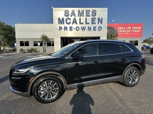 Used 2021 Lincoln Nautilus FWD image 1