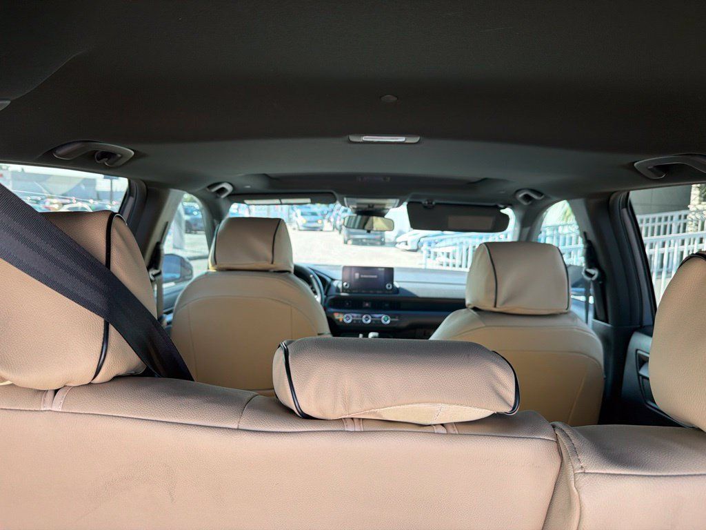 Used 2023 Honda CR-V Sport image 10