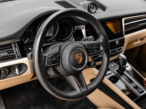 Used 2022 Porsche Macan S AWD/4WD image 14
