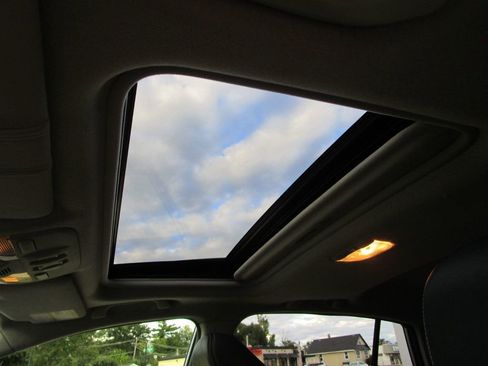 Used 2015 Subaru Crosstrek Touring w/ Popular Package #1 image 25