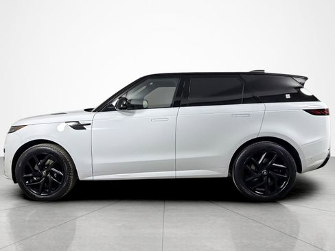 Used 2025 Land Rover Range Rover Sport Dynamic SE AWD/4WD image 2
