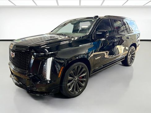 Used 2025 Cadillac Escalade V AWD/4WD image 1