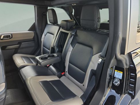 Used 2024 Ford Bronco Wildtrak AWD/4WD image 26