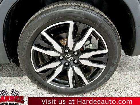 Used 2021 Honda Pilot Touring image 10
