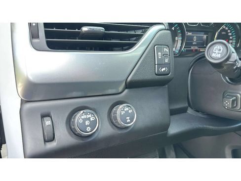 Used 2015 Chevrolet Tahoe LT AWD/4WD image 25