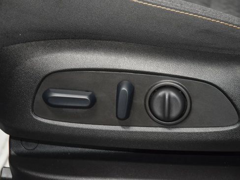 Certified 2024 Chevrolet Equinox LT image 38