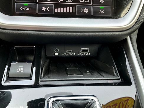 Used 2025 Subaru Legacy Limited image 27