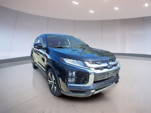 Used 2025 Mitsubishi Outlander Sport SE AWD/4WD image 1