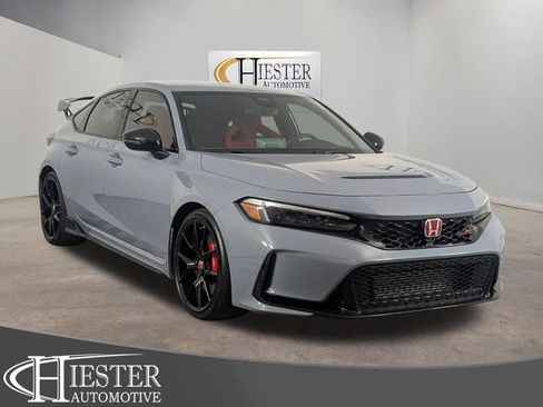 Used 2025 Honda Civic Type R image 1