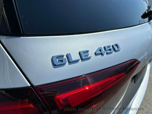 Used 2024 Mercedes-Benz GLE 450 4MATIC image 11
