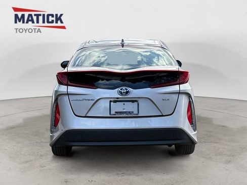 Used 2021 Toyota Prius Prime XLE w/ Carpet Mat Package (TMS) FWD image 6