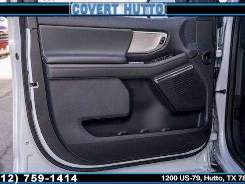 New 2025 Ford Expedition Active image 17