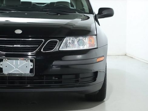 Used 2005 Saab 9-3 Linear FWD image 8