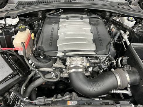 Used 2018 Chevrolet Camaro SS w/ Redline Edition RWD image 23