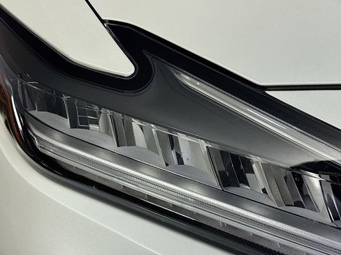 Used 2020 Nissan Maxima 3.5 SL w/ Floor Mat Group image 38