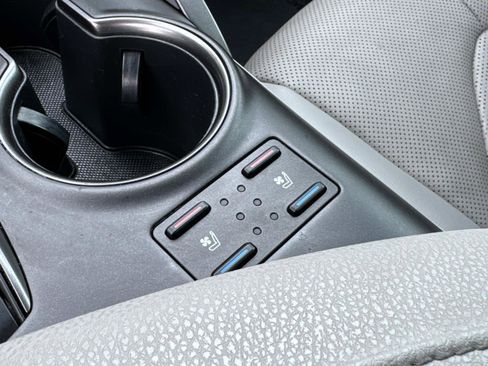 Used 2022 Toyota Camry XSE w/ Navigation Package image 28