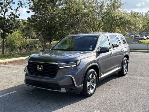 Certified 2025 Honda Pilot EX-L image 1