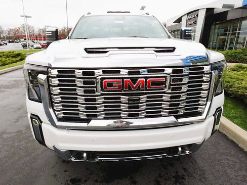 New 2025 GMC Sierra 2500 Denali AWD/4WD image 10