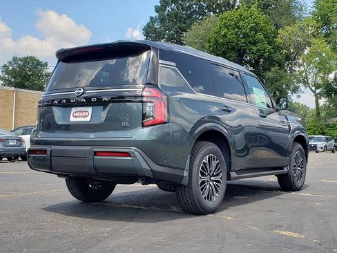 New 2025 Nissan Armada SL w/ Captain's Chari Seat Package image 8