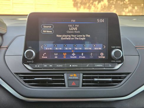 Used 2022 Nissan Altima 2.5 SR AWD/4WD image 18