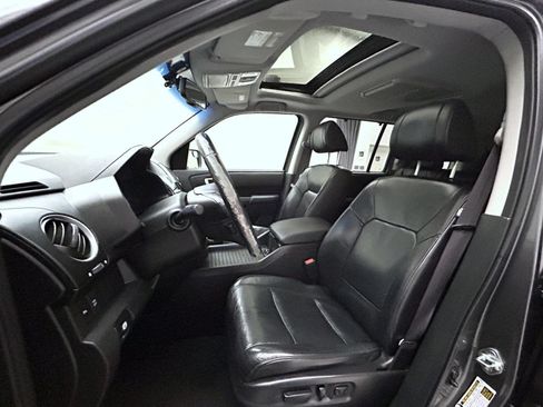 Used 2011 Honda Pilot Touring image 10