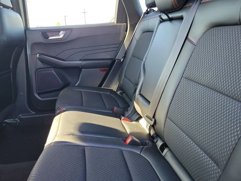 Used 2024 Ford Escape ST-Line w/ Tech Pack #1 AWD/4WD image 12
