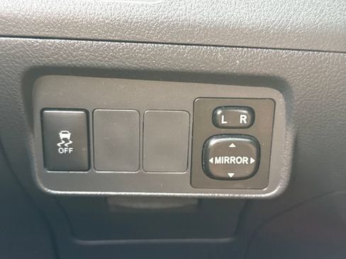 Used 2012 Toyota Corolla S FWD image 29