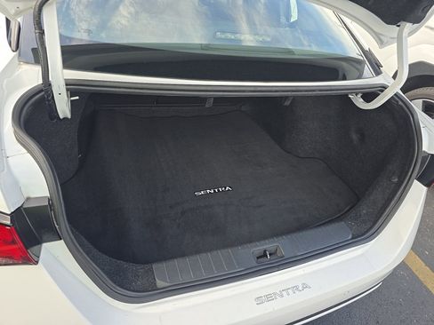 Used 2022 Nissan Sentra SV w/ All-Weather Package FWD image 15