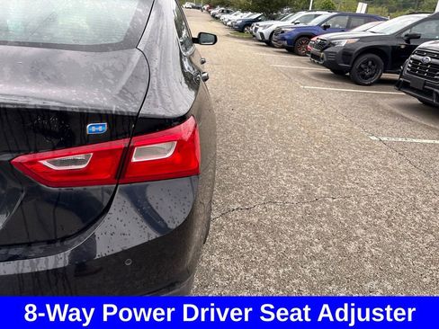 Used 2018 Chevrolet Malibu Hybrid w/ Driver Confidence Package FWD image 10