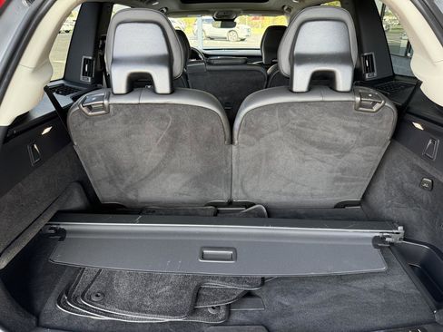 Used 2024 Volvo XC90 B6 Plus image 47