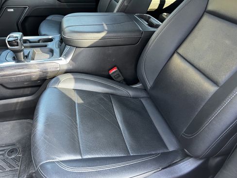 Used 2024 Chevrolet Silverado 1500 LTZ w/ LTZ Premium Package image 33