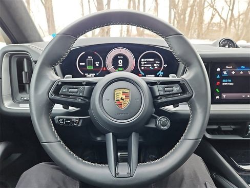 Certified 2024 Porsche Cayenne Turbo image 36