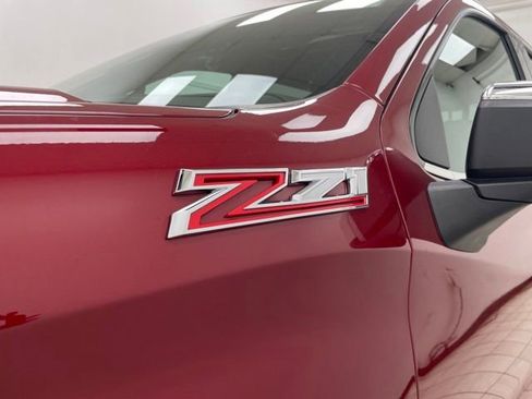 Used 2019 Chevrolet Silverado 1500 LTZ w/ LTZ Premium Package AWD/4WD image 22