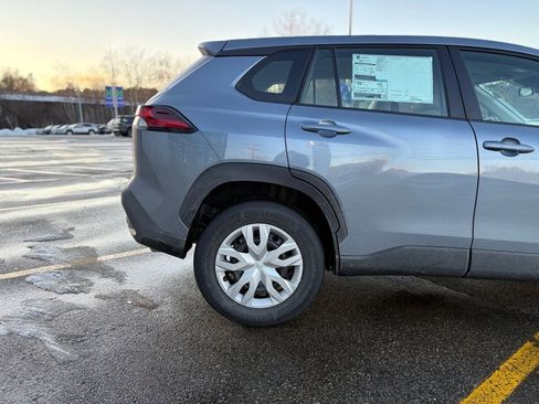 New 2026 Toyota Corolla Cross L image 8