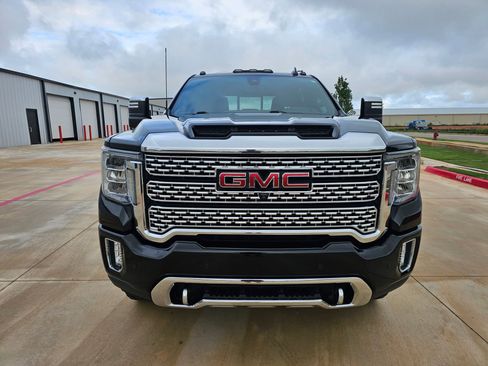 Used 2020 GMC Sierra 3500 Denali w/ Denali Ultimate Package AWD/4WD image 19