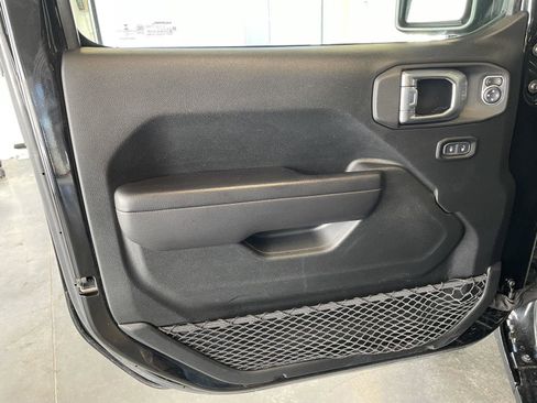 Used 2021 Jeep Wrangler Unlimited Sport image 15