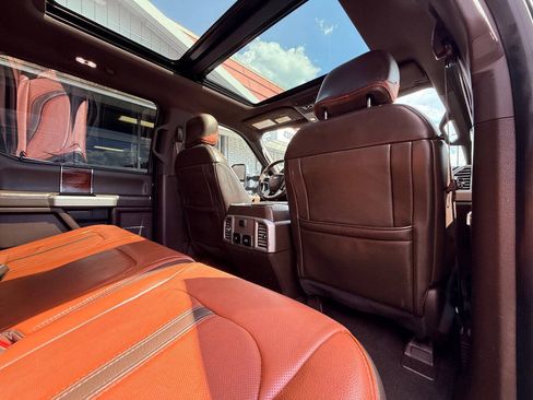 Used 2018 Ford F250 King Ranch w/ King Ranch Ultimate Package AWD/4WD image 36