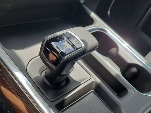New 2026 Chevrolet Silverado 1500 LT w/ All Star Edition Plus RWD image 11