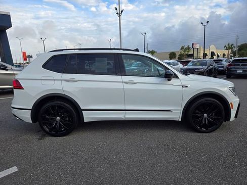 Used 2021 Volkswagen Tiguan SE R-Line image 8
