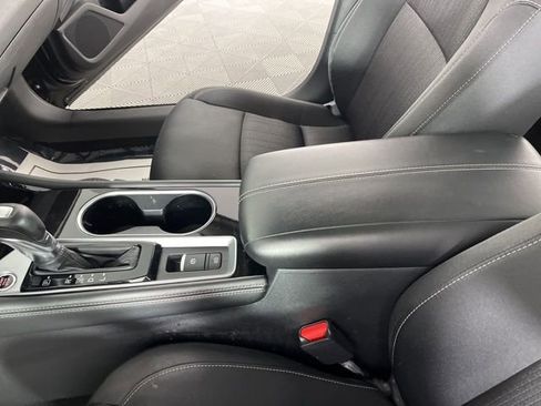 Used 2023 Nissan Altima 2.5 SV w/ SV Premium Package FWD image 29